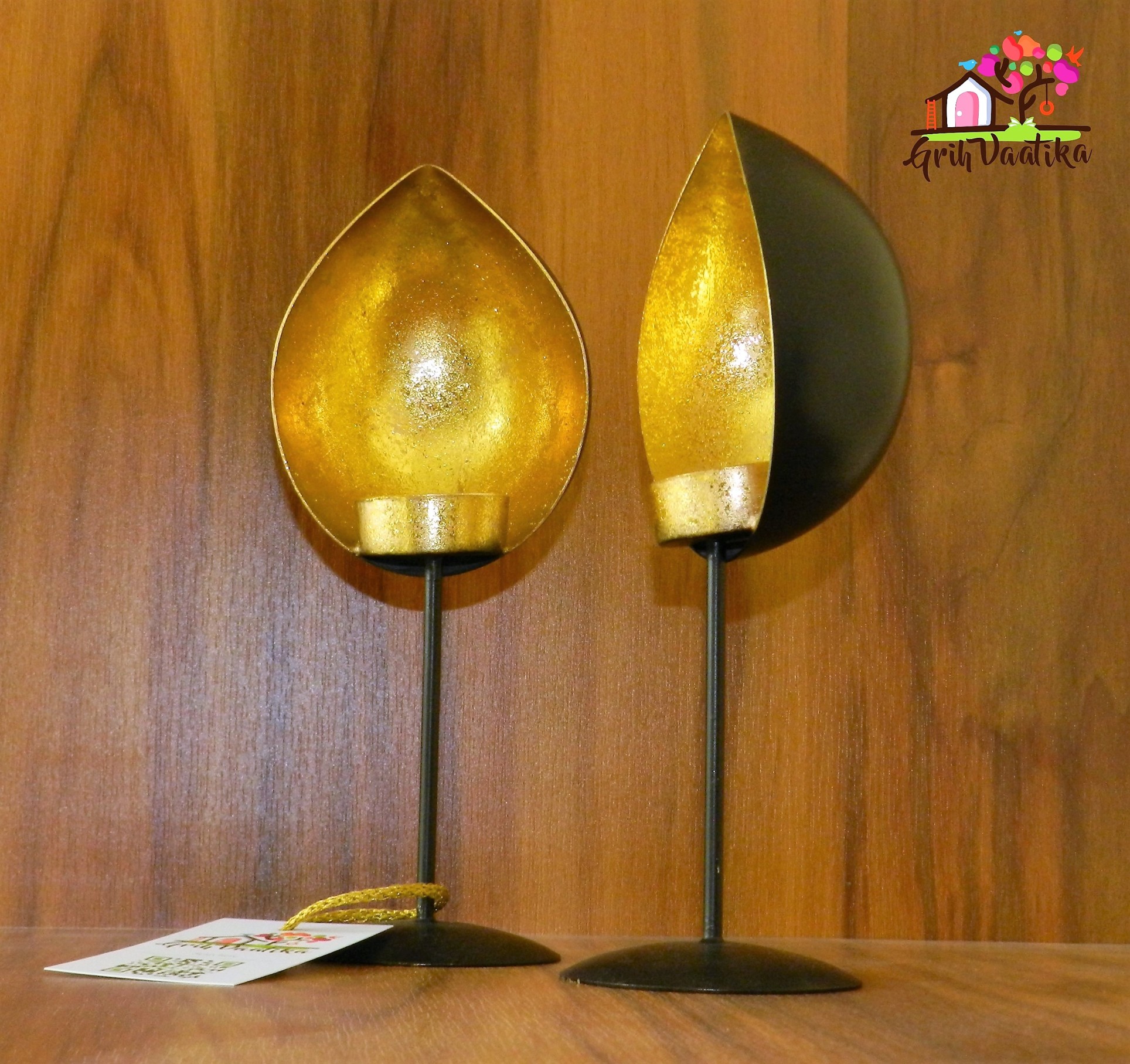 Lotus Shaped Iron Handcrafted Table T-Light Candle Holders