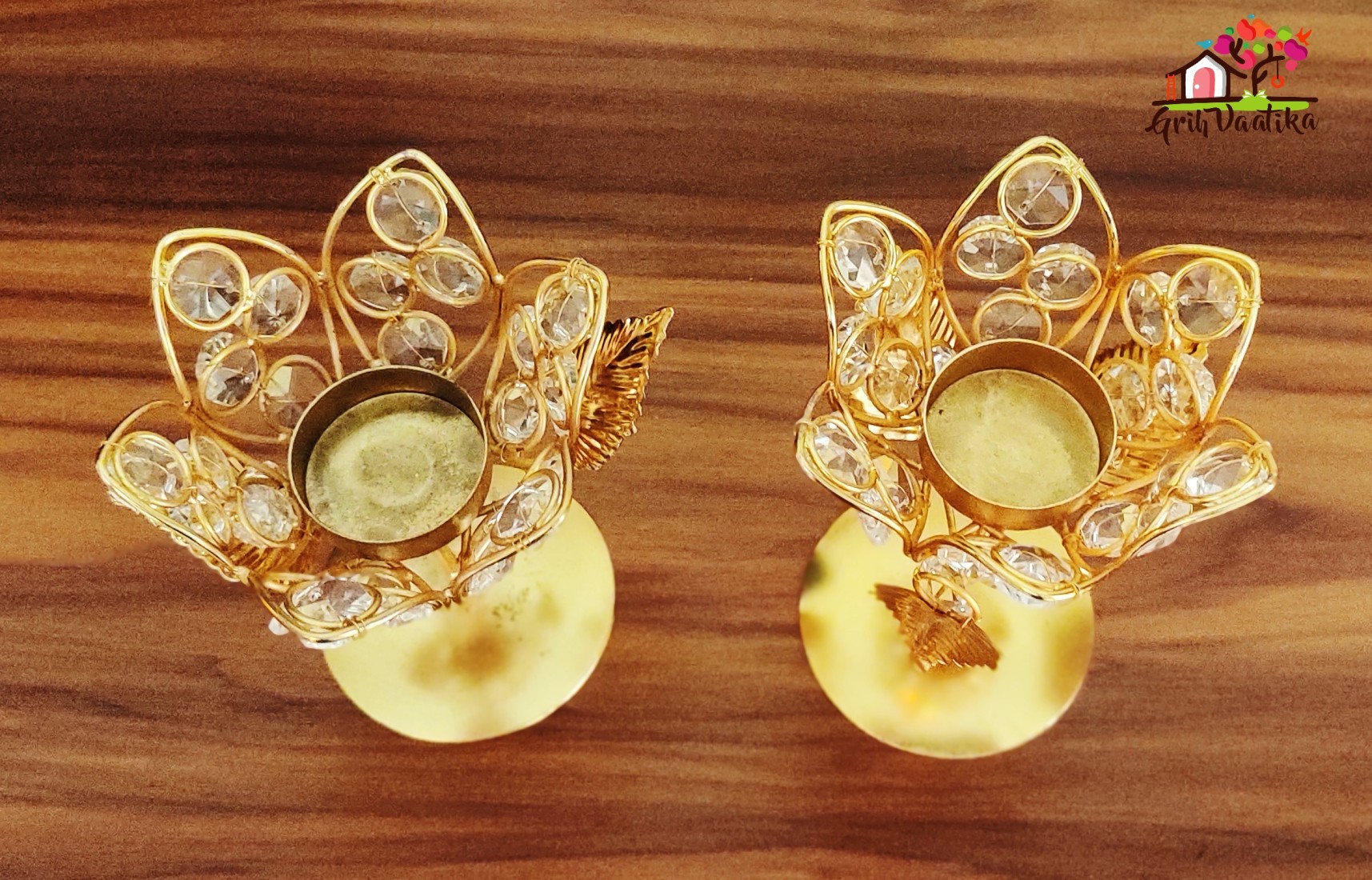 Flower Shaped Crystal T-Light Candle Holder for Home Décor