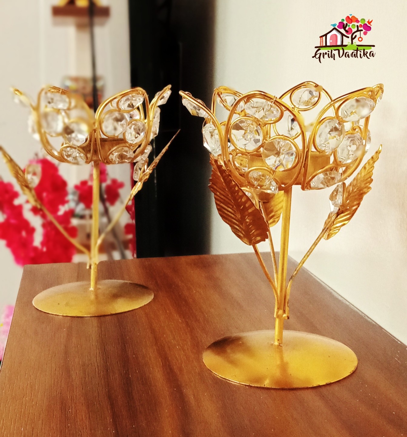 Flower Shaped Crystal T-Light Candle Holder for Home Décor