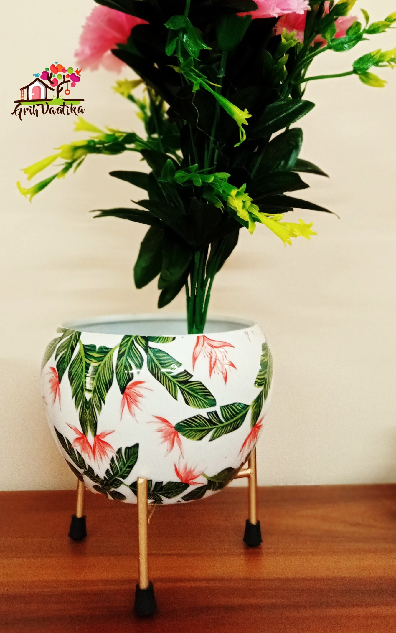 Handcrafted Fresh Leaves Meena Pot with Stand