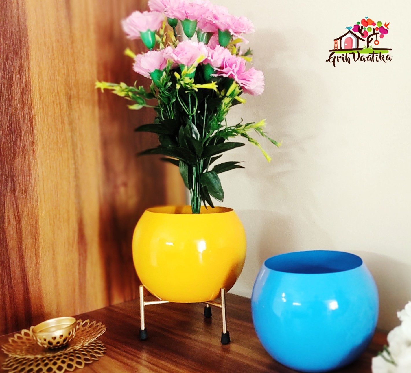 Decorative Sky Blue Planter with Stand