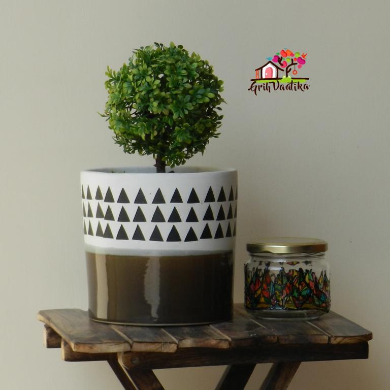 Beautiful Brown and White Ceramic Planter