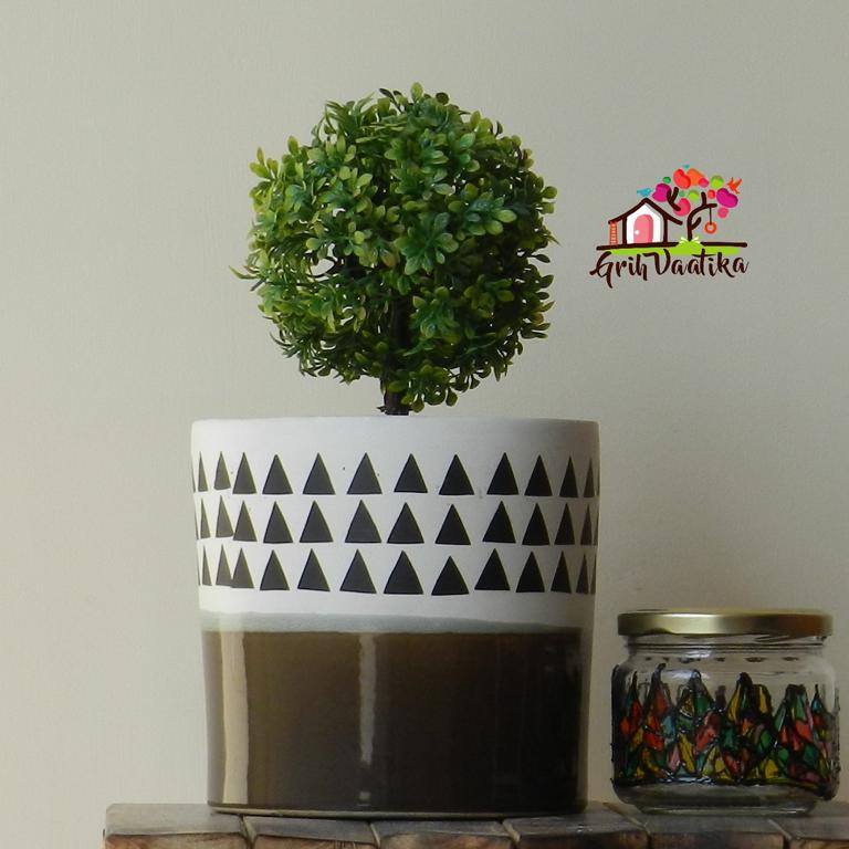 Beautiful Brown and White Ceramic Planter