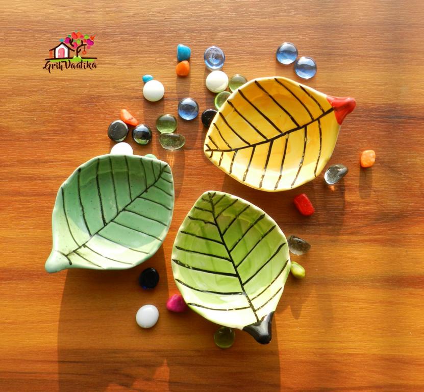 Ceramic Multi-coloured Serving Leaf Platter (Set of 3)