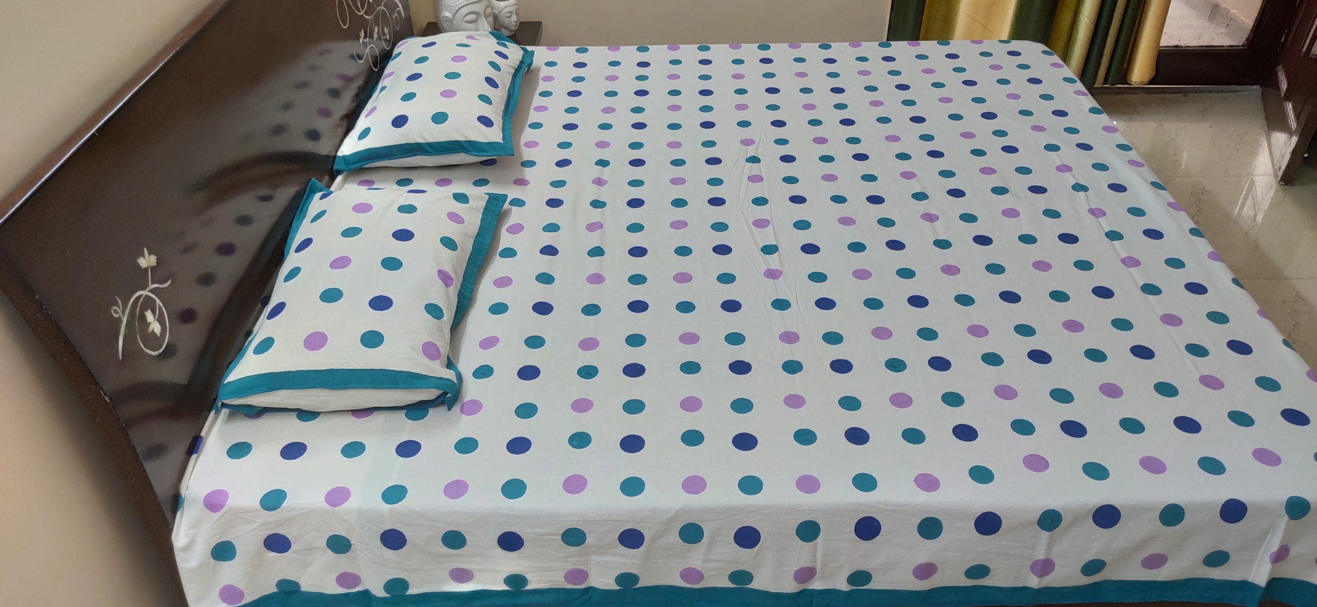 Multi-coloured Polka Dots Bedsheet